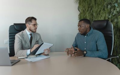 Vad är en semistrukturerad intervju och hur lyckas du på bästa sätt?