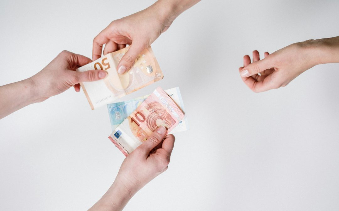 Så kan du växla pengar på billigast möjliga sätt